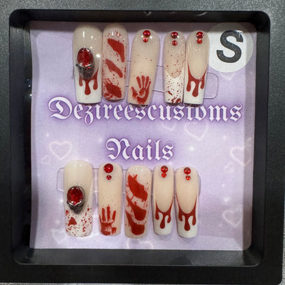 bloody press on nails SIZE:S