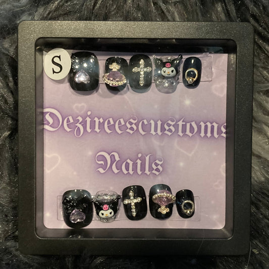 Kuromi short press on nails SIZE : SMALL