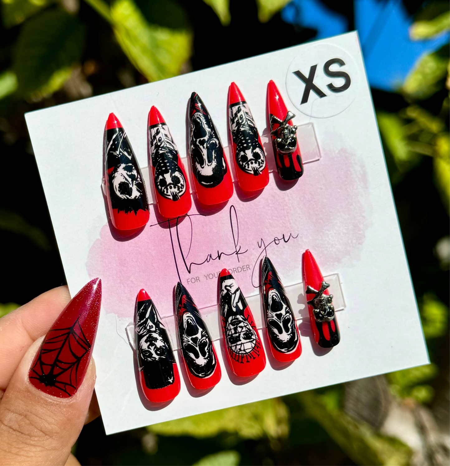 Horror characters press on nails SIZE XS